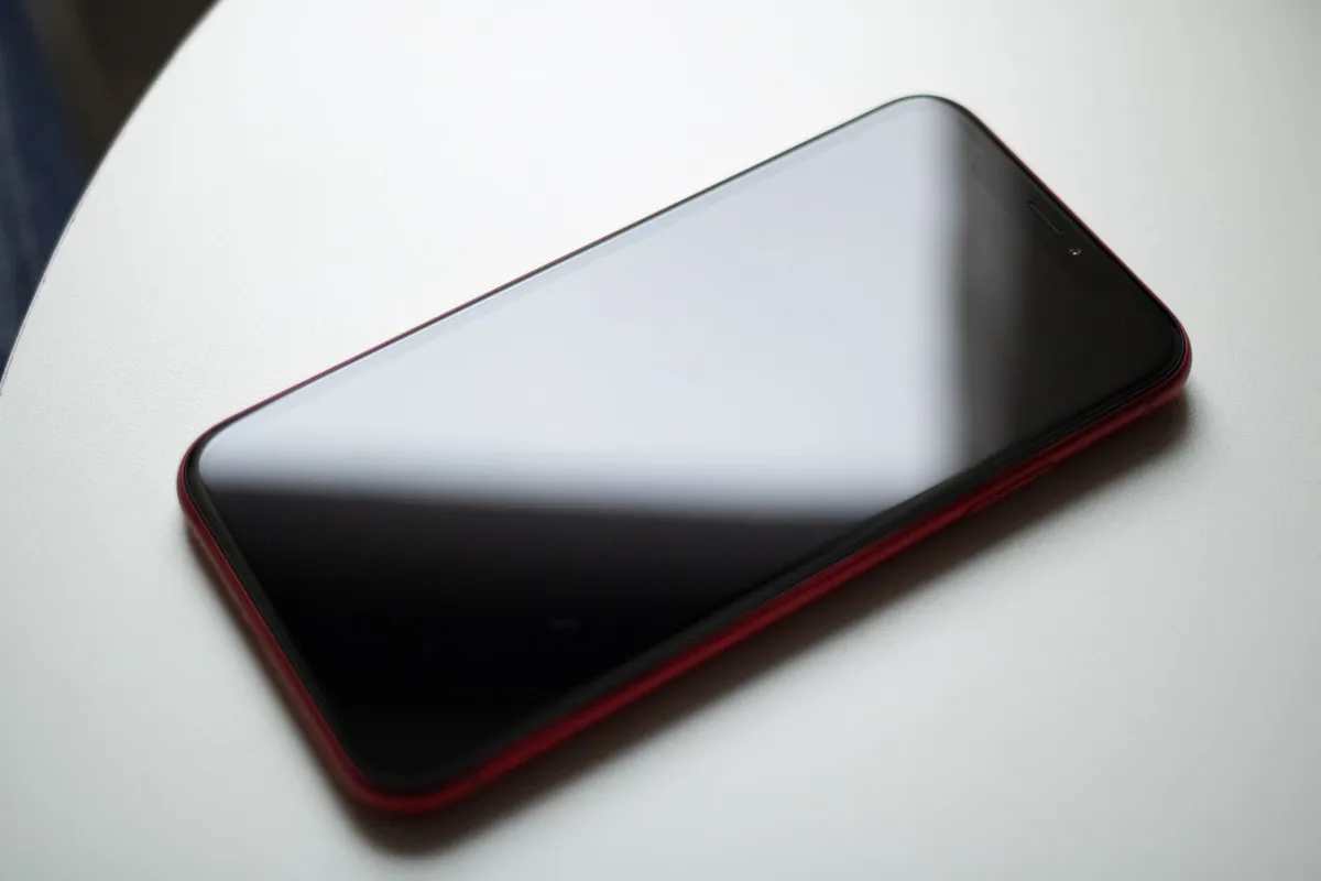 iPhone XR 64 Go corail pour pièces — photo 1