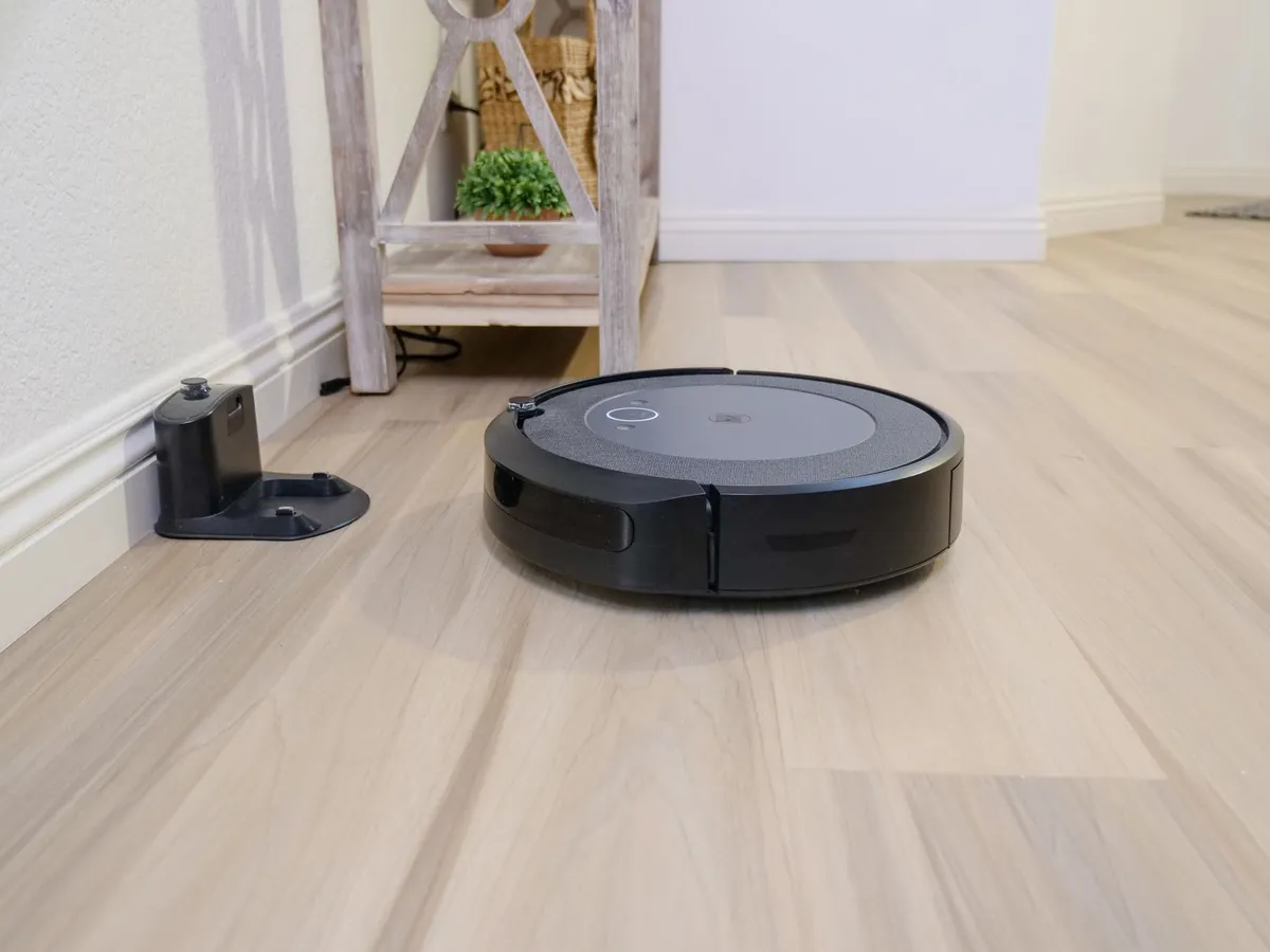 Aspirateur robot Roborock S7 avec station de vidage — photo 1