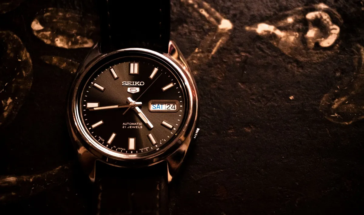 Montre Seiko 5 automatique cadran bleu — photo 1