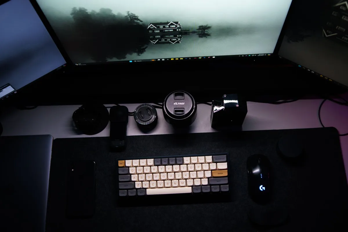 Clavier mécanique Keychron K2 + souris Logitech MX Master 3 — photo 1