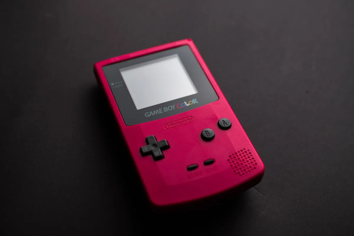 Game Boy Color violette transparente — photo 1