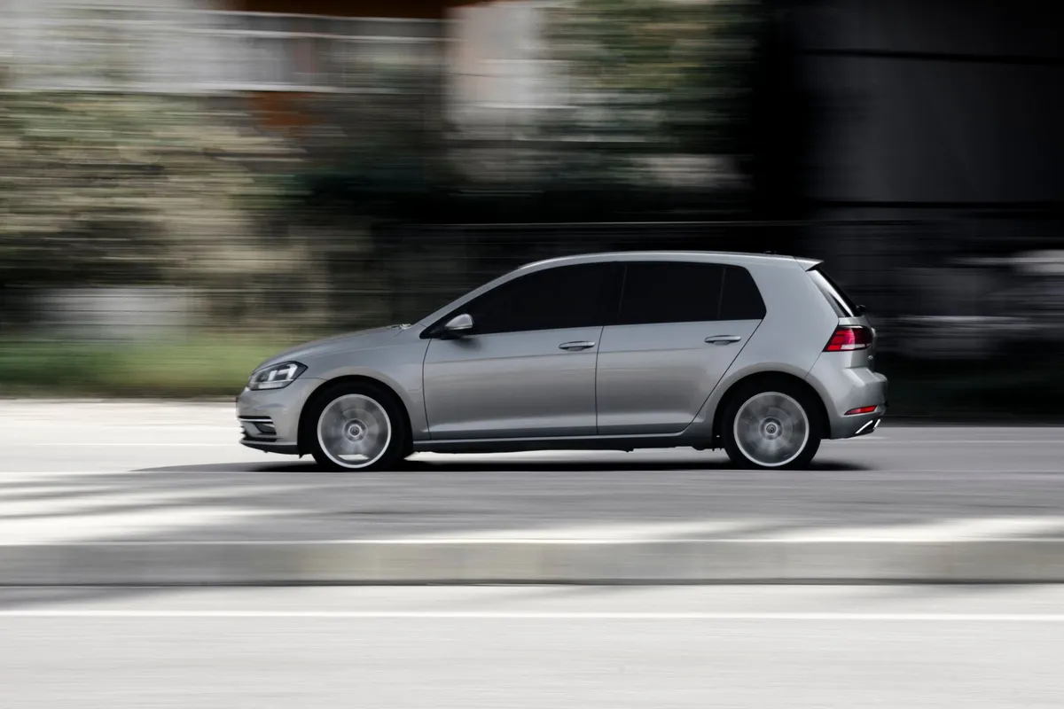 Volkswagen Golf 7 1.6 TDI 115 Confortline 2017 — photo 1