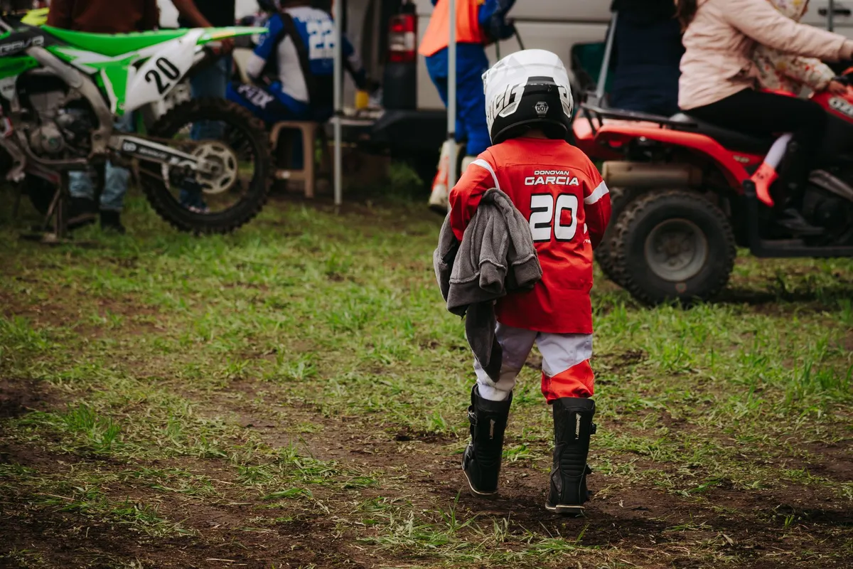Vélo enfant 20 pouces Btwin Rockrider 500 — photo 1
